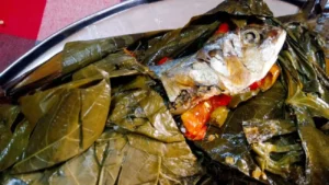 Cara Memasak Ikan Pepes Daun Singkong
